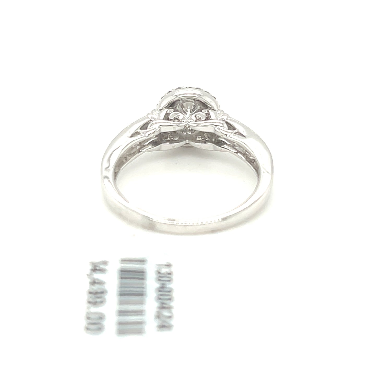 10K White Gold 0.50ct Diamond Ring 0.20ct CTR Si 1, H
