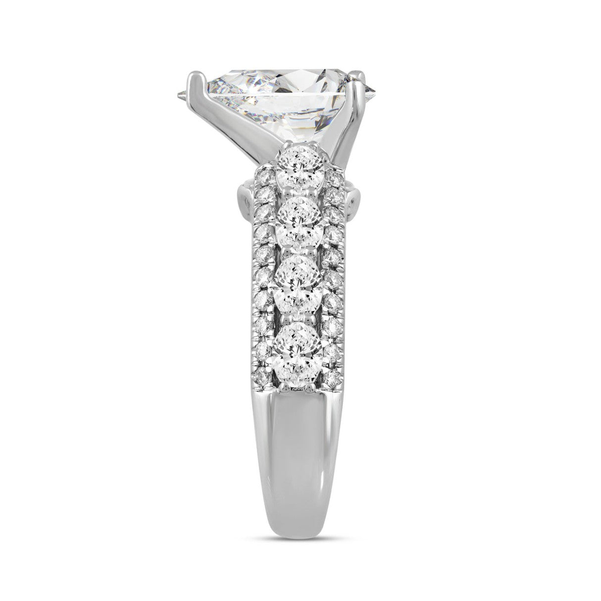 Lab Grown Diamond Engagement Ring