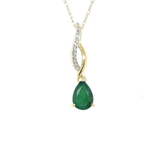 10K Y.Gold 0.05ct Diamond Emerald Pendant Set
