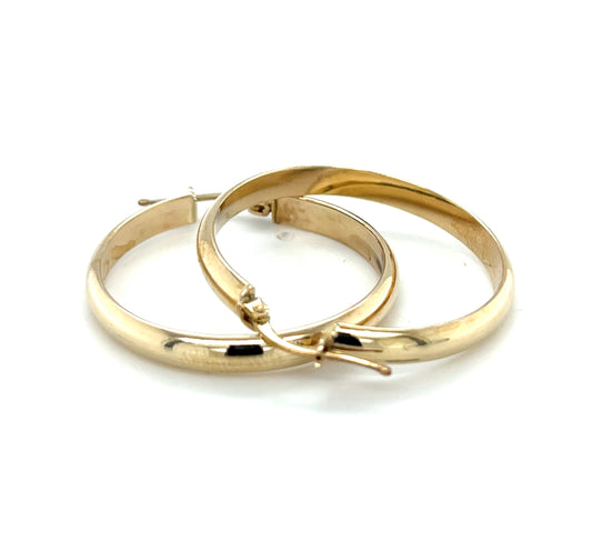 10K Gold Earrings/Stud